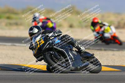 media/Oct-29-2022-CVMA (Sat) [[14c0aa3b66]]/Race 9 Amateur Supersport Middleweight/